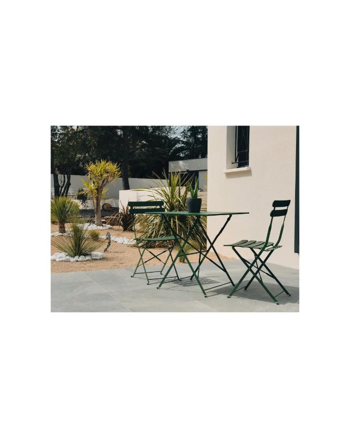 L'Oasis Vendargues Bed & Breakfast Exterior foto